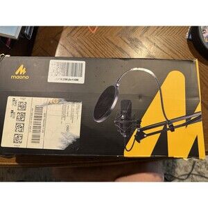 Maono Podcasting Microphone Kit AU-A04 Professional Audio Innovation